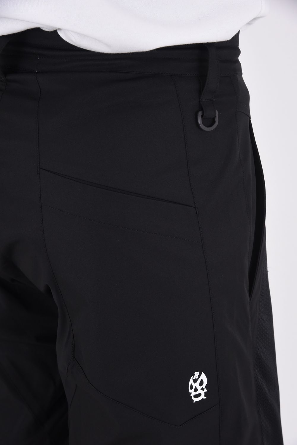 RUSSELUNO - 【25SS】 MESH POCKET SHORTS / ショートパンツ
