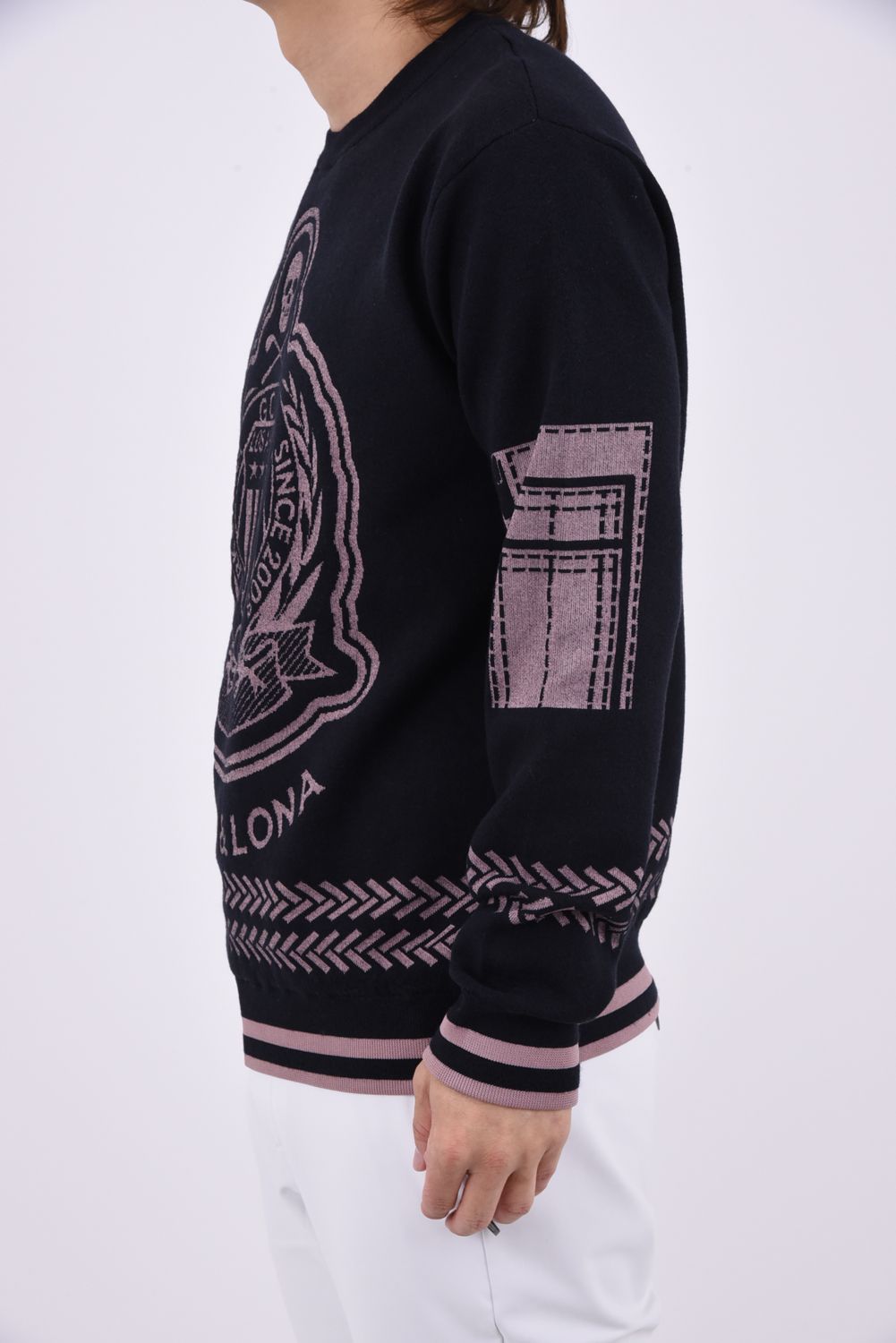 【26AW】 TRIUMPH CASHMERE BLEND KNIT / チャンピオンシップエンブレム カシミヤブレンド ニットプルオーバー (ブラック)