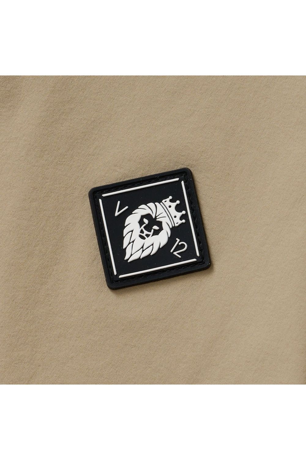 【26SS】 OZ MOCK / ストレッチナイロン カンガルーポケット モックネックTシャツ (ベージュ)