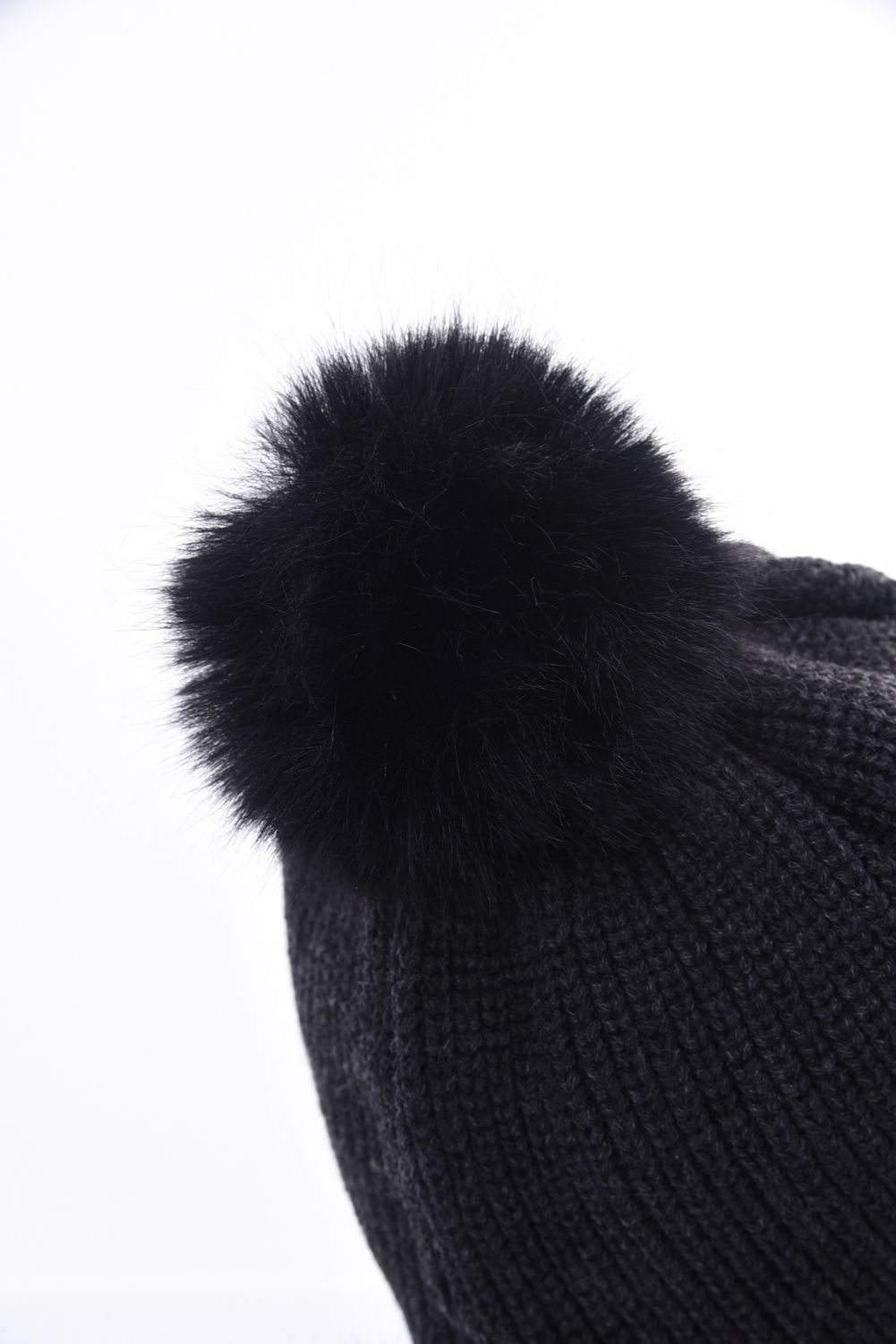 TRIPLE POMPOM KNIT CAP / ブランドロゴ ポンポン ニットキャップ (チャコール)