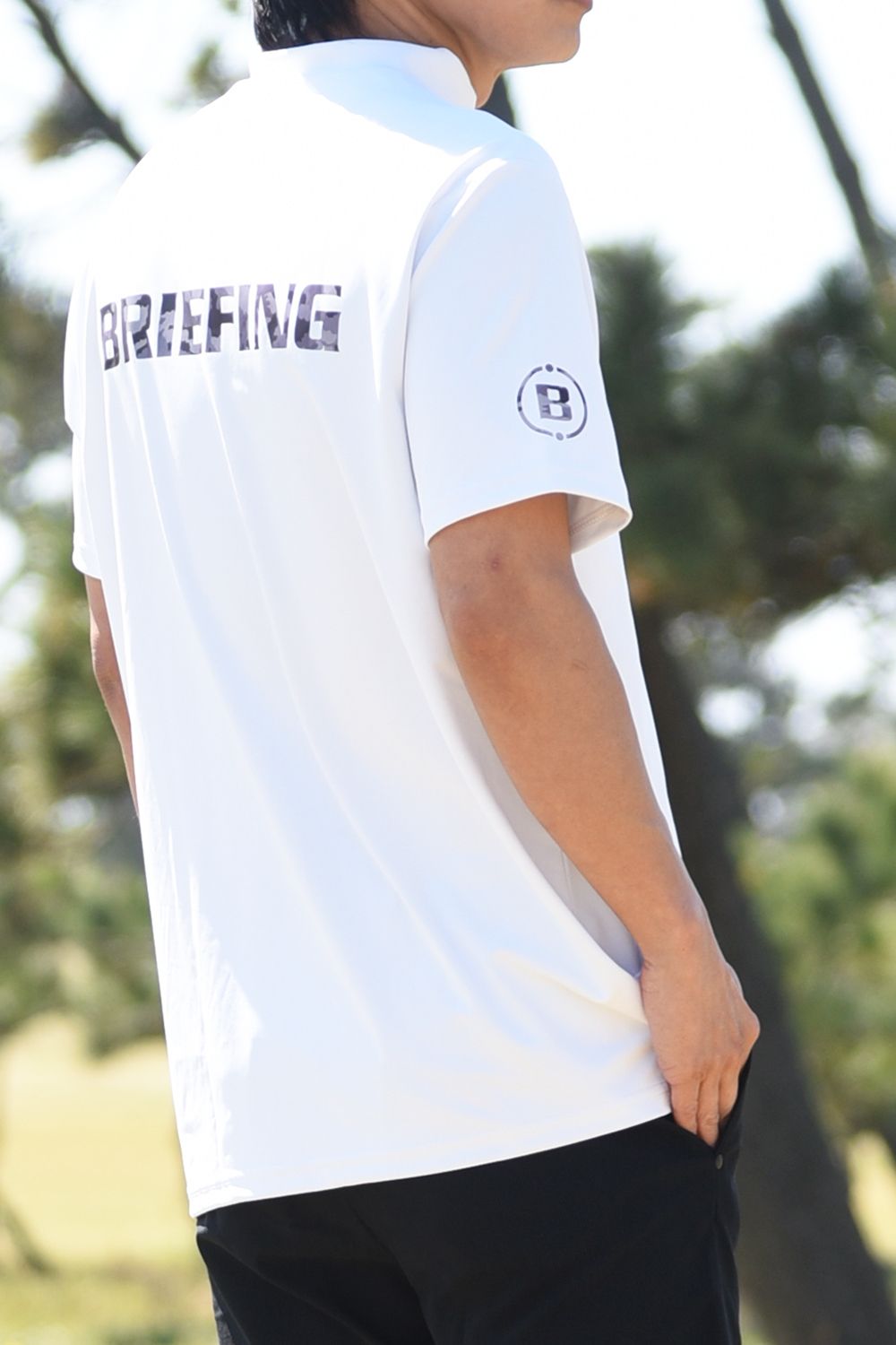 【GOSSIP GOLF 別注】  MONOCAMO BACKLOGO HIGHNECK RF / モノカモ バックロゴ モックネックTシャツ (ホワイト)