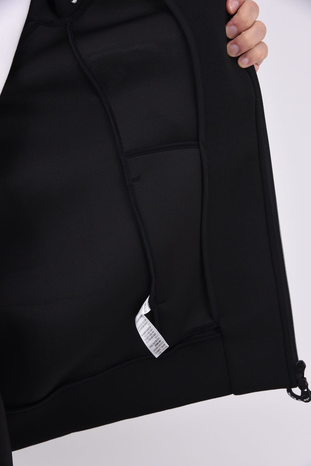 【26AW】 BONDING ZIP PARKA / ボンディング素材 BIGバックロゴ ジップアップパーカー (ブラック)