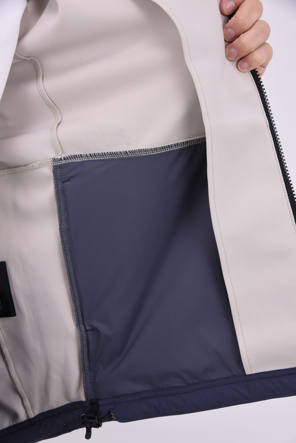 【26AW】 ACTIVE HOODED JACKET / ストレッチナイロン&ダンボールニット フーデッドジャケット (グレージュ/チャコール)