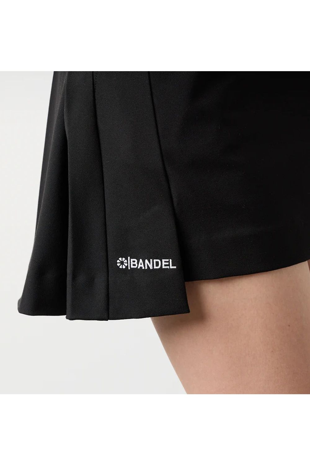 【25AW】【レディース】 BACK SIDE PLEATS SKIRT / バック サイド プリーツスカート (ブラック)