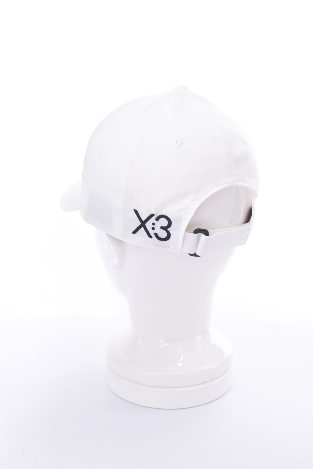 LOGO CAP / ロゴ刺繡 ベースボールキャップ (ホワイト)