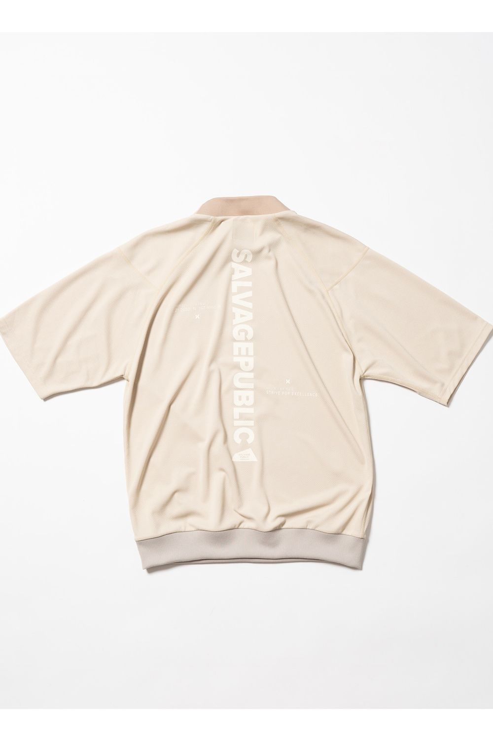 【2026SS】 JQ Ribbed Mockneck S/S(EXELLENCE) / ブランドロゴ 裾リブ ハーフスリーブ モックネックTシャツ (ベージュ) (4月入荷予定)