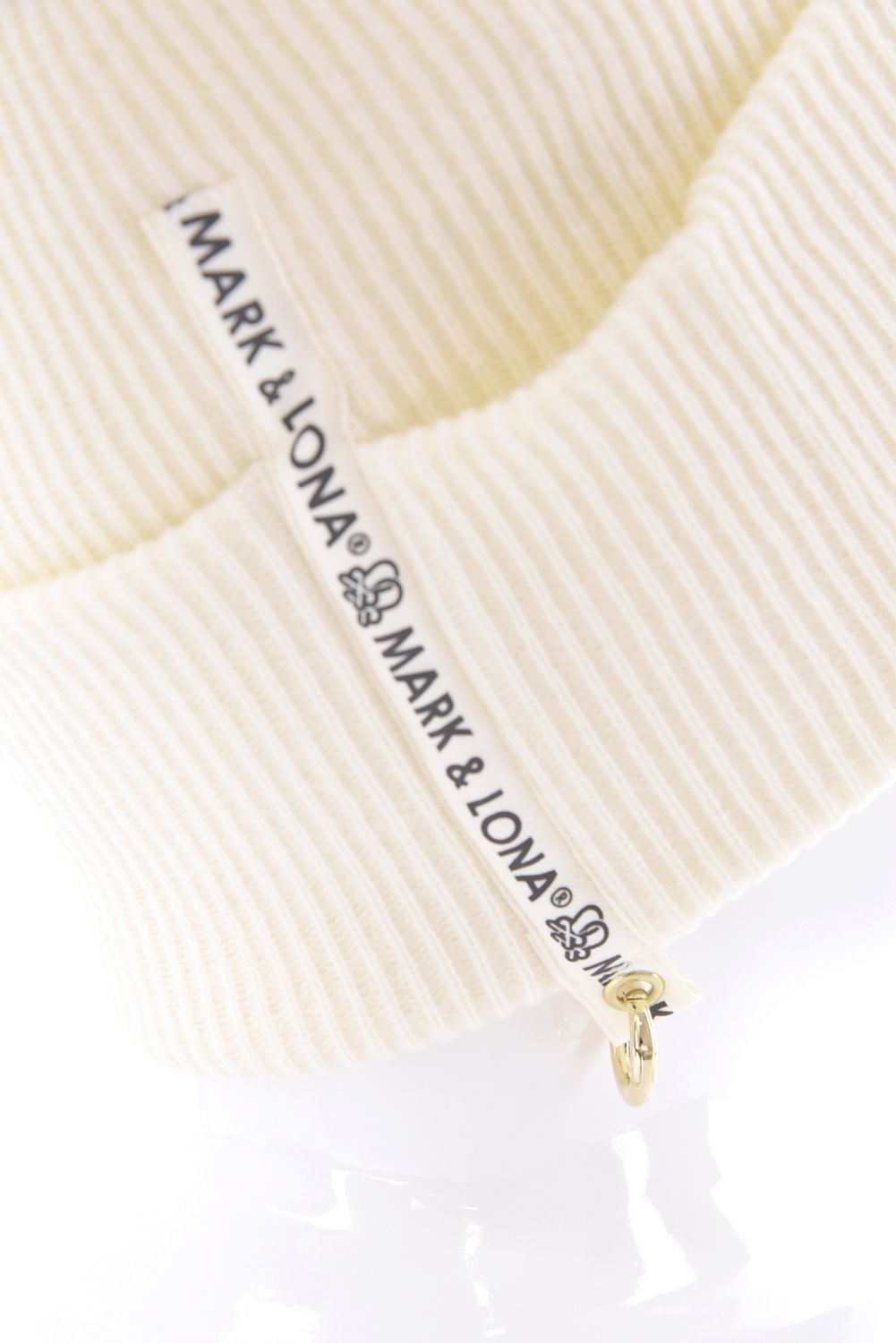 EVER WHOLE GARMENT MERINO BEANIE / ブランクスカルワッペン カラビナ付き ワッチキャップ (アイボリー)