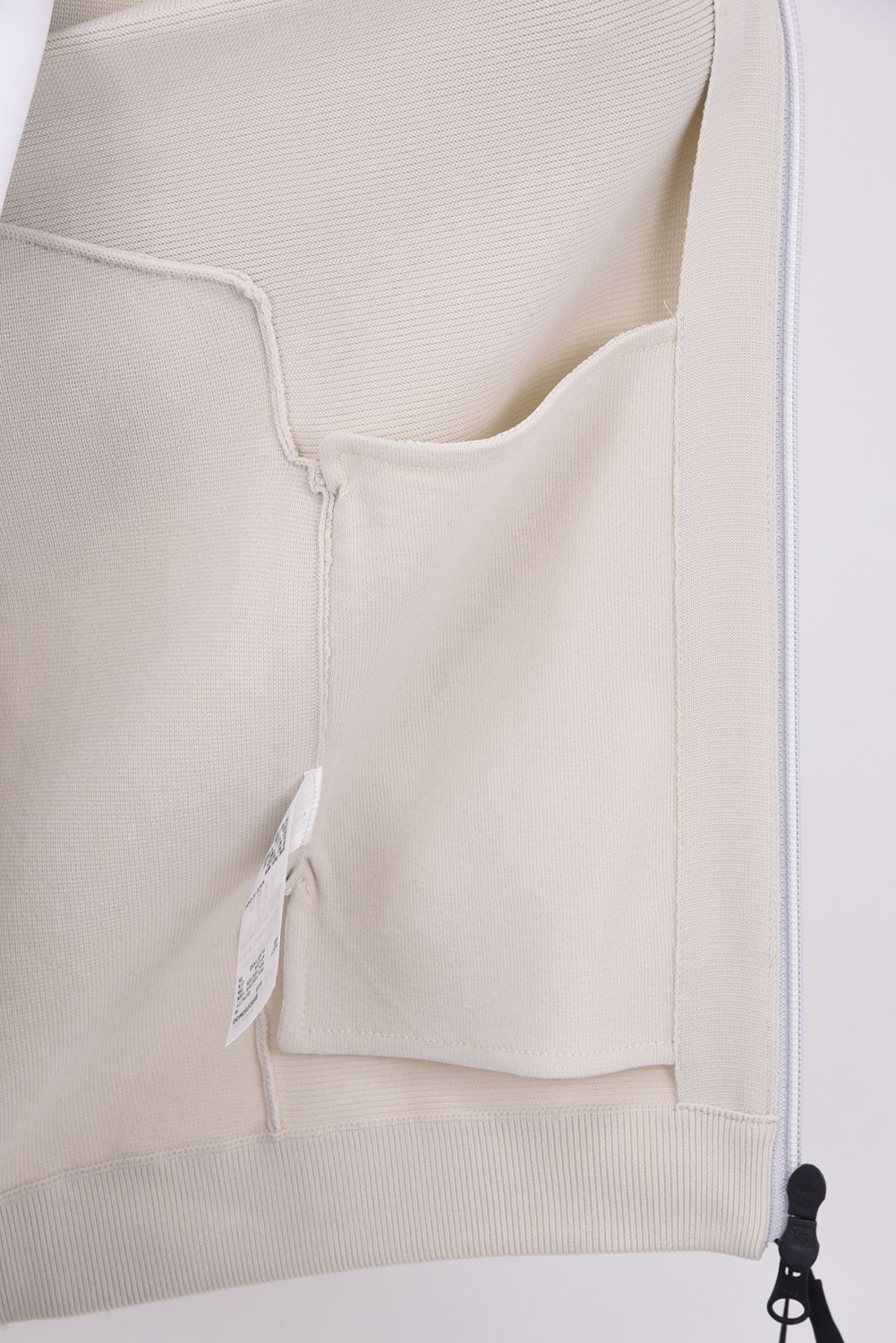 【25AW】 MEN'S WR KNIT BLOUSON / 超撥水糸 ハイネックニットブルゾン (ベージュ)