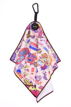 【金田久美子プロエディション】 Caddie Towel / カラビナ付き マグネット内蔵 キャディタオル (グラフィティベージュ)