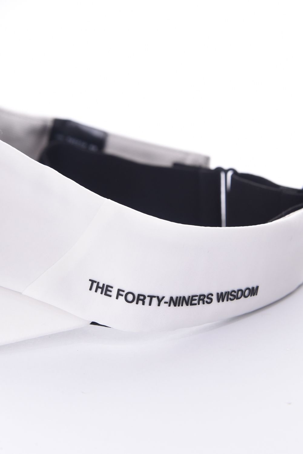 TAFFETA SUN VISOR / ブランドロゴ サンバイザー (ホワイト)