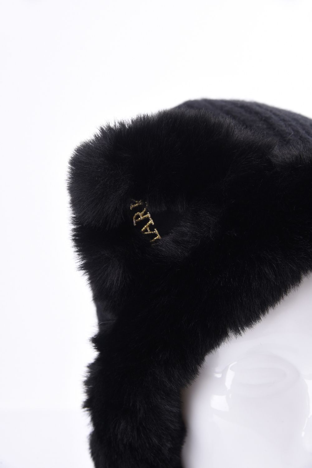 JENNIE FUR KNIT CAP / エコファー梵天 ニット キャップ (ブラック)