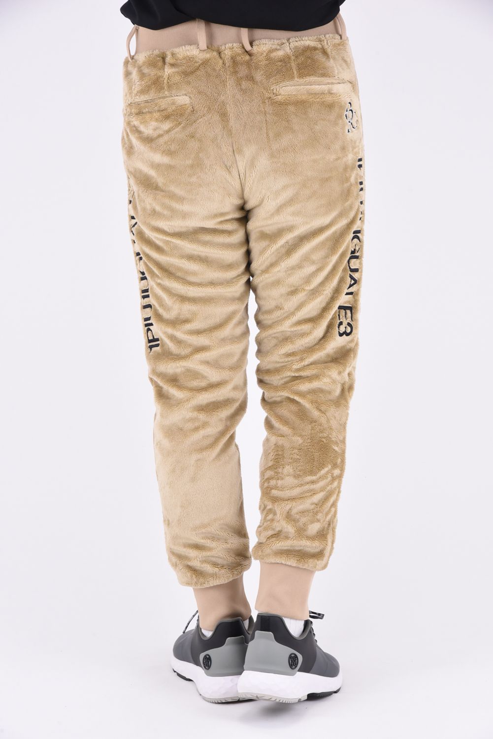 1PIU1UGUALE3 GOLF - RAISED RIB PANTS / ロゴ マイクロムートン