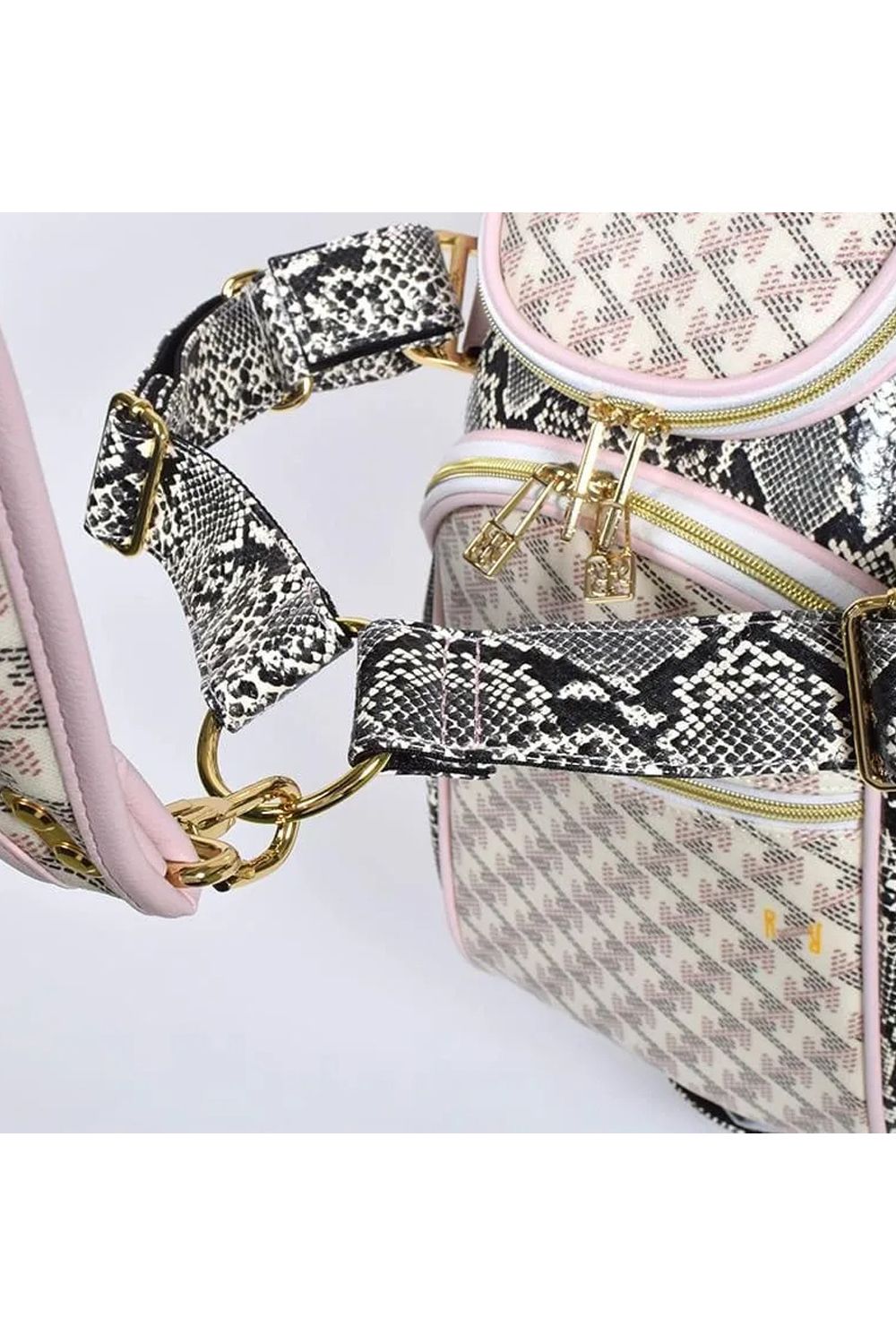 【銀行振込・代金引換不可】【返品・交換不可】【金田久美子プロモデル】 ORIOLA Pro (オリオラ プロ)  / カートタイプ キャディバッグ （パイソン）*