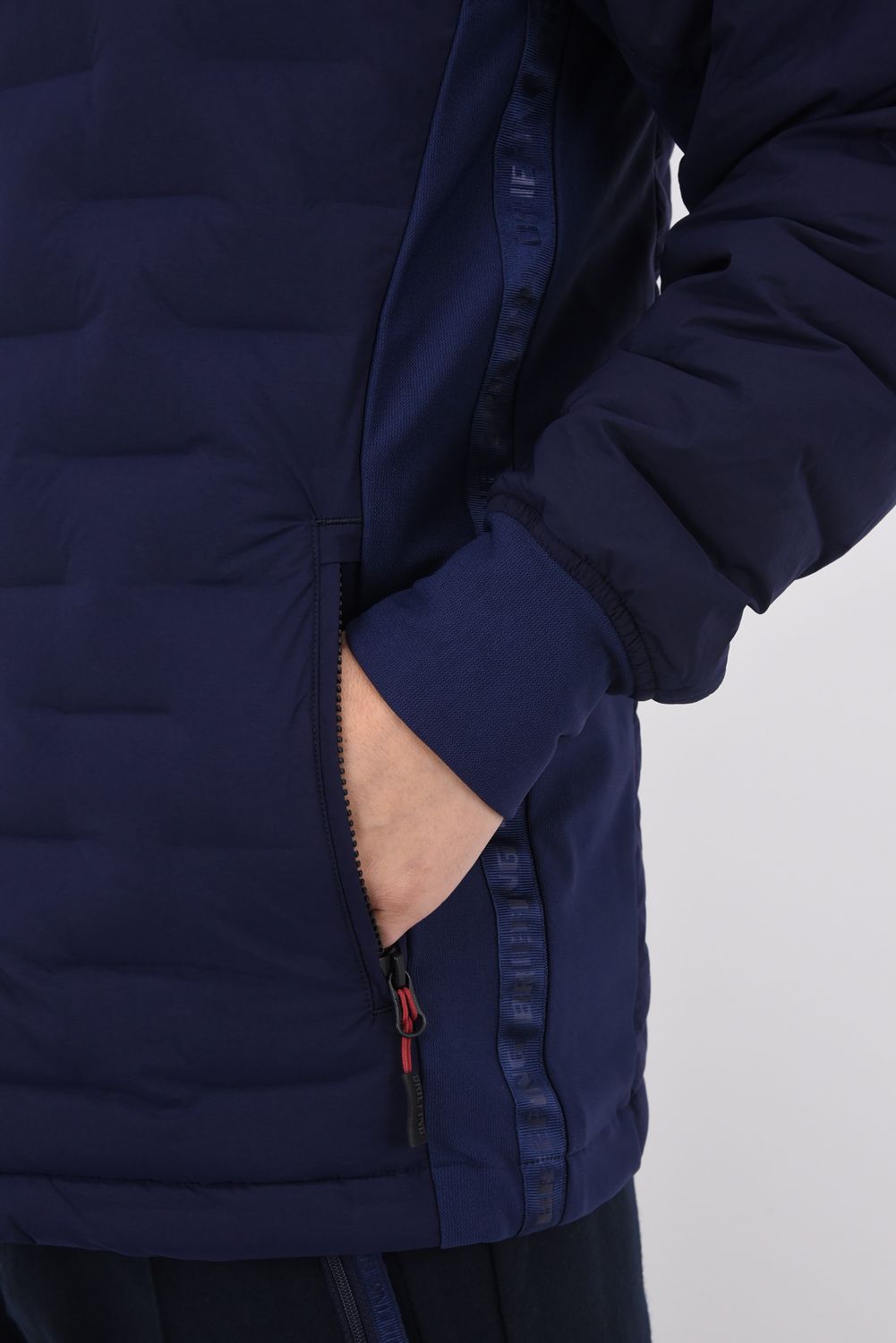 BRIEFING - MENS HYBRID DOWN PARKA / ブランドロゴ