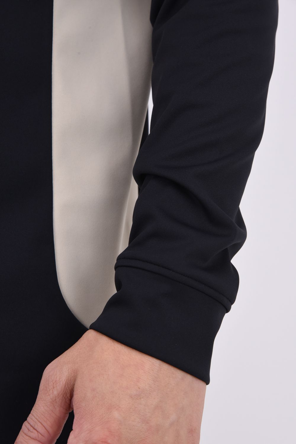 【26AW】 Shoulder Panel Mock NeckLong Sleeve / ショルダーパネル 長袖モックネックTシャツ (ブラック)