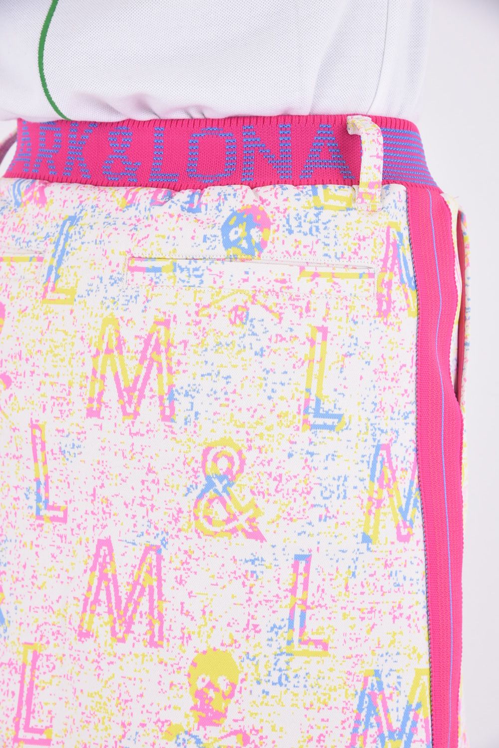 【レディース】 U.N.I.N.Y TEMPTED SKIRT / ヴィンテージ風ロゴパターン ブランドロゴジャガードリブ タイトスカート(インナーパンツ付き) (ピンク)