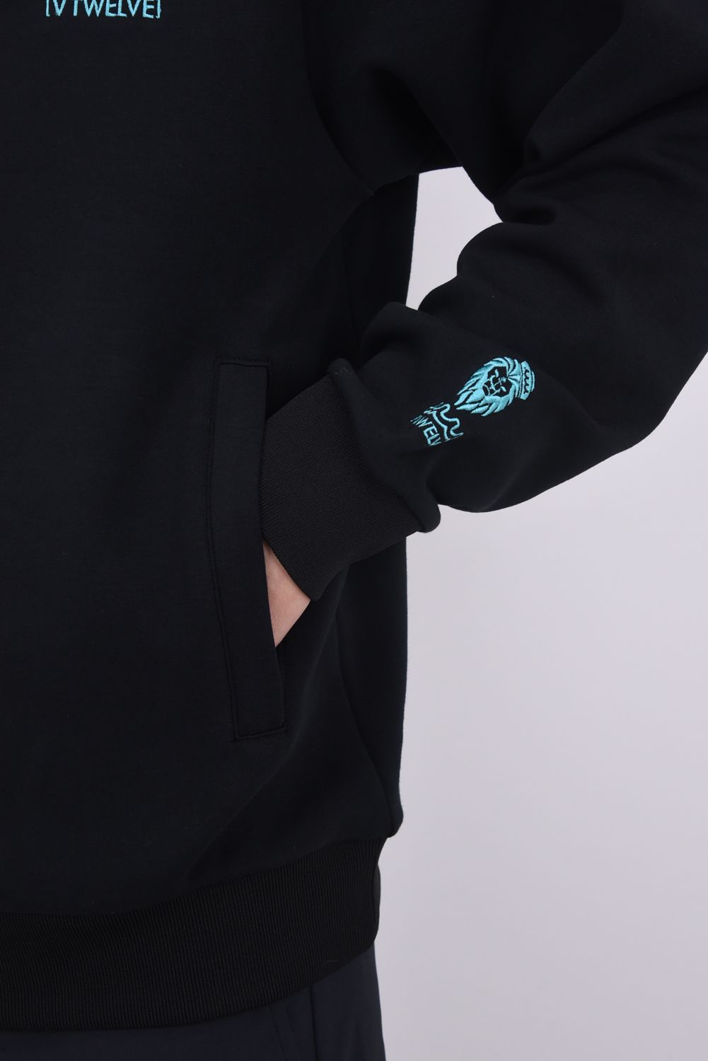 【25AW】 MU12 PARKA / ムータマリン ヴィトゥエルヴ コラボ フーデッドパーカー (ブラック)