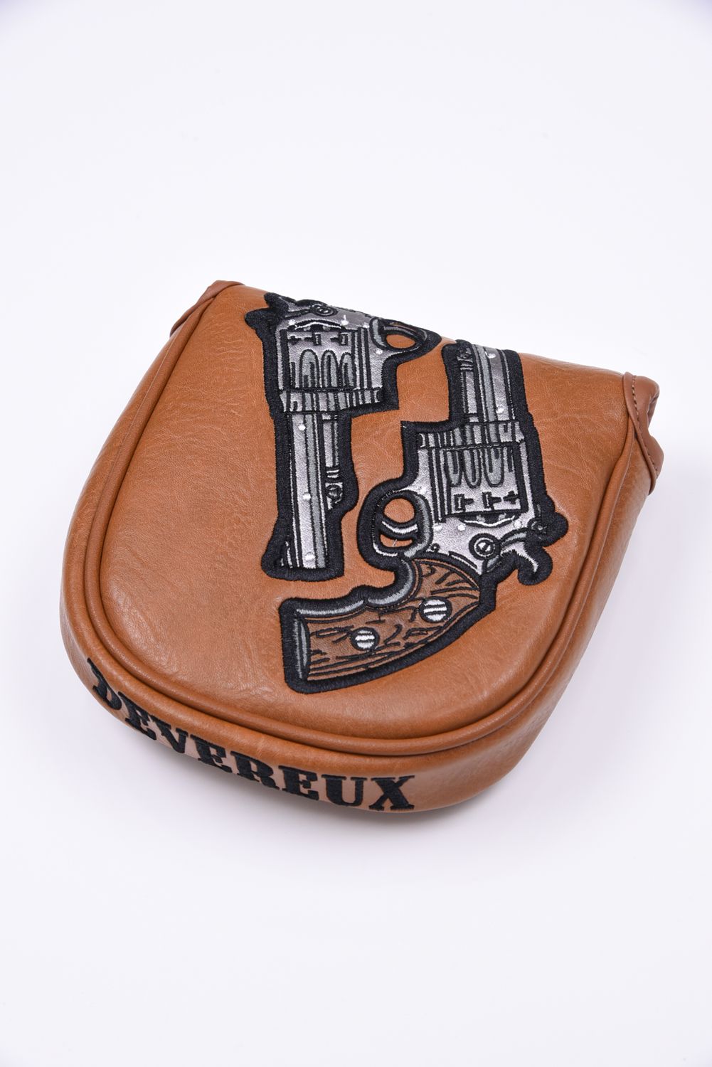 【26AW】 STRAIGHT SHOOTER MALLET COVER / ピストルモチーフ マレットタイプ パターカバー (ブラウン)
