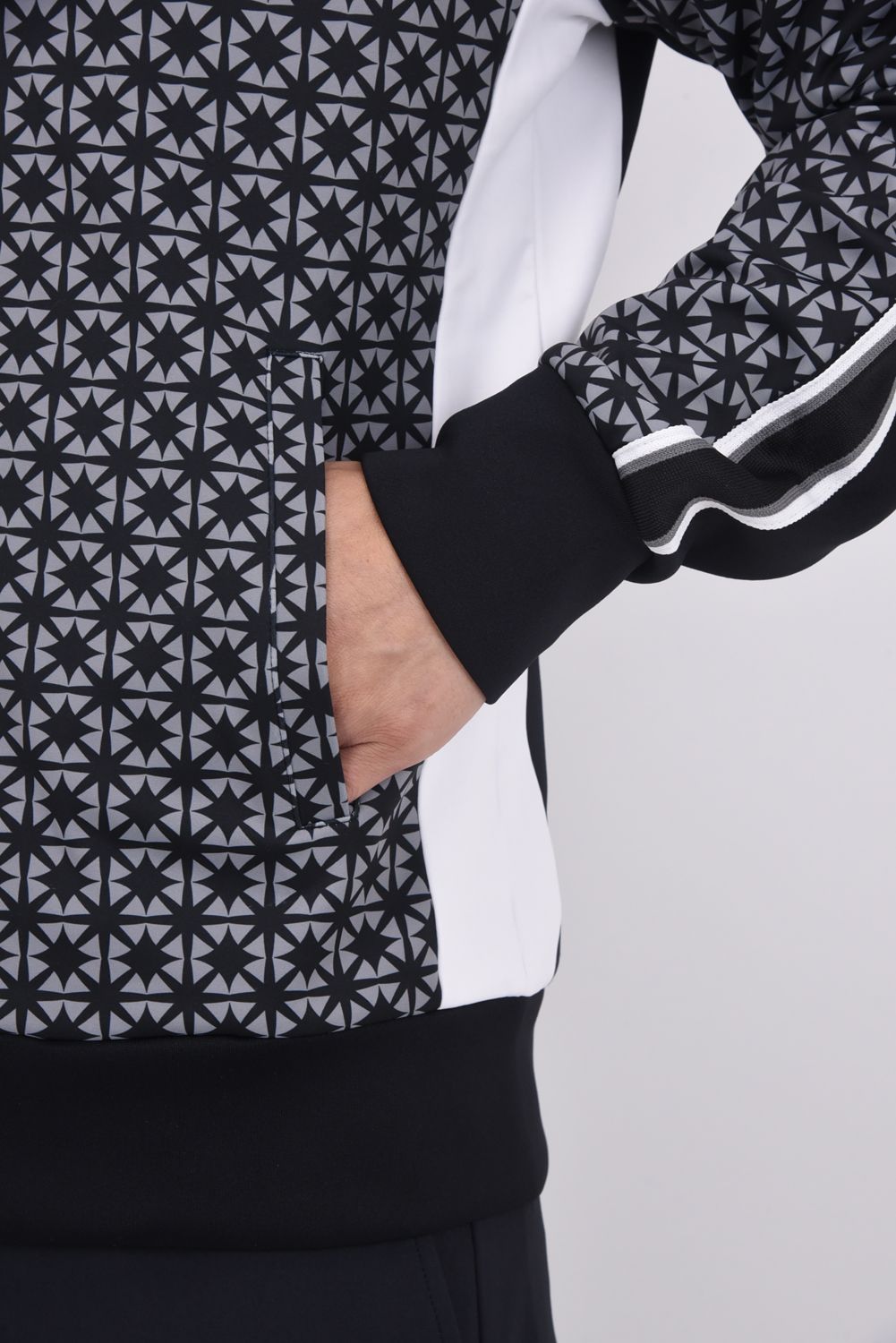 【25AW】 ALLOVER SWITCH LINE BLOUSON / オクタスロゴ サイドライン ジップアップブルゾン (ブラック)
