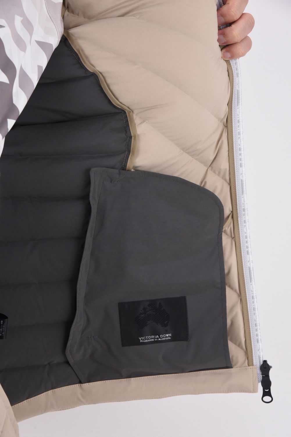 113 GOLF DOWN JACKET / ヴィクトリア ダウン ジャケット (ベージュ)