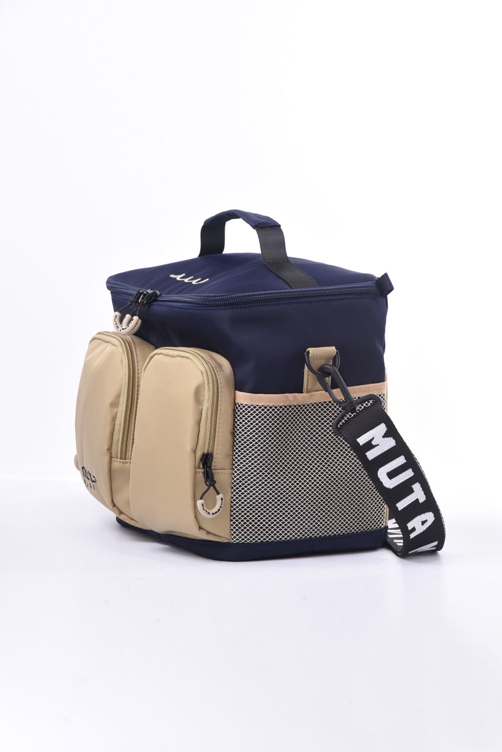 COOLER BAG / ブランドロゴ ショルダーストラップ付き クーラーバッグ ネイビー/ベージュ