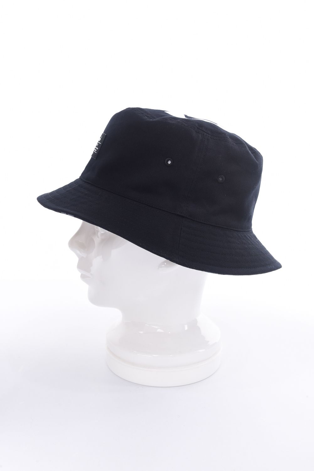 REVERSIBLE BUCKET HAT / リバーシブルタイプ バケットハット （ブラック）