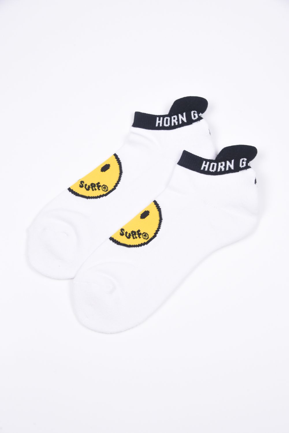 HAPPY SURF CUSHION SOCKS / HAPPY SURFロゴ アングルソックス ホワイト