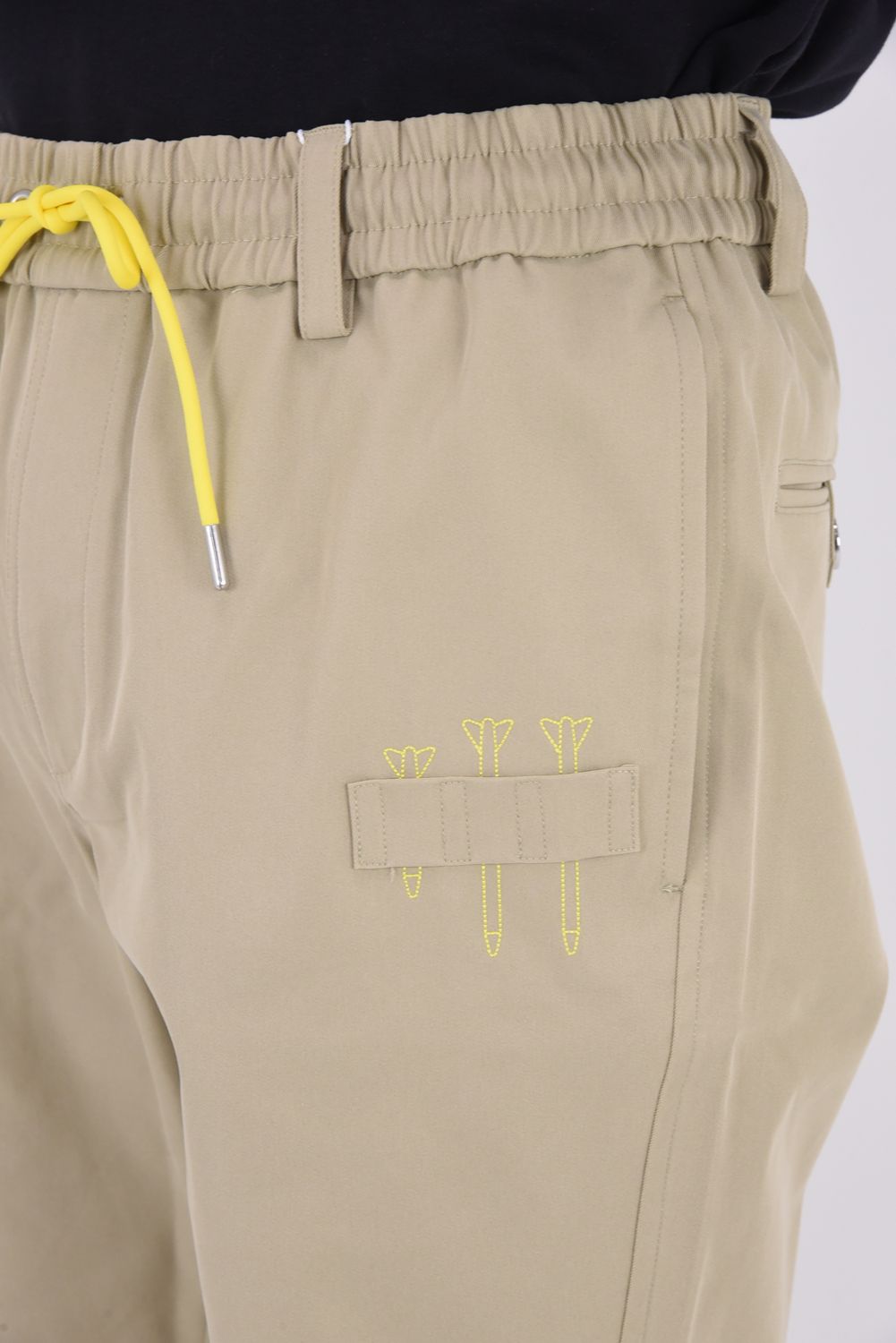 【26SS】 QUADRA PERFORMANCE TWILL GOLF SHORTS / ポリエステルツイル アイアンスカルロゴ刺繍 ショートパンツ (ベージュ)