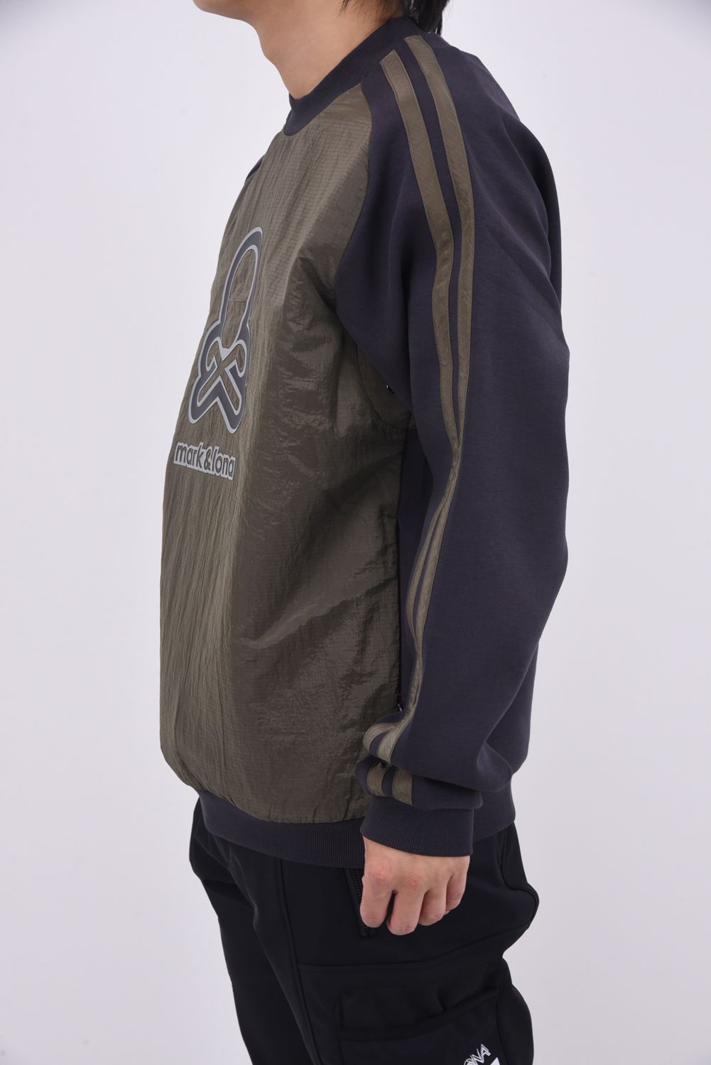 【2025AW】 EVER PERFORMANCE PULLOVER / ダンボールニット 裏起毛 リフレクタープリント クルーネックプルオーバー (チャコール)