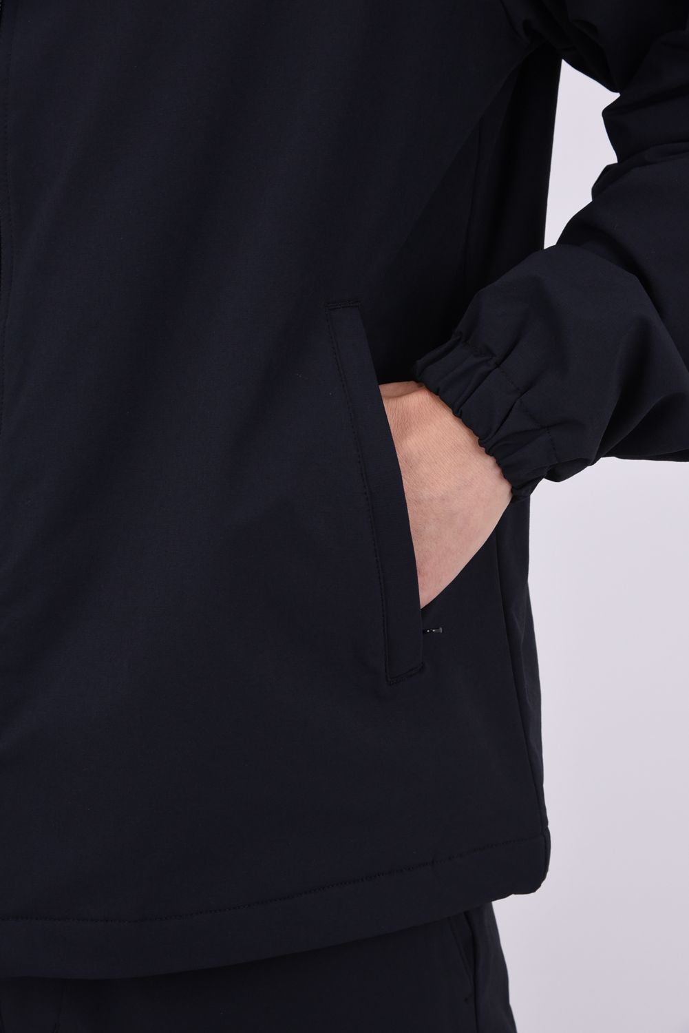 【26AW】 MOLD LOGO JKT / 高撥水生地 バックロゴ ナイロンジャケット (ブラック)
