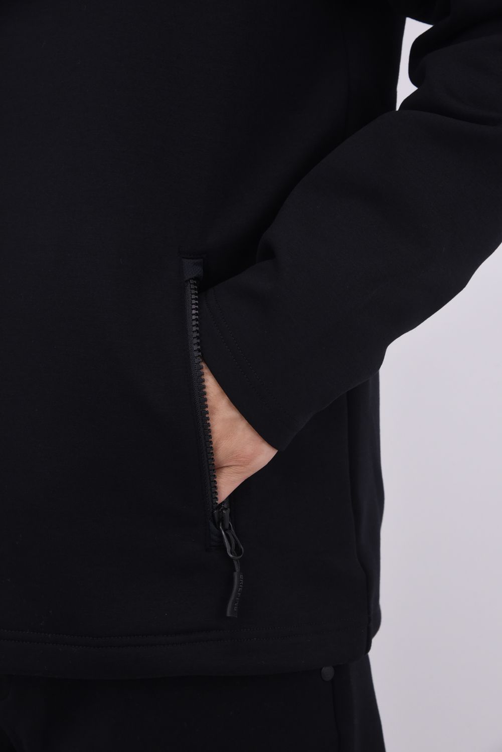 【25AW】 MEN'S WARM 3D LOGO PARKA / ダンボールニット 3D ロゴパーカー (ブラック)