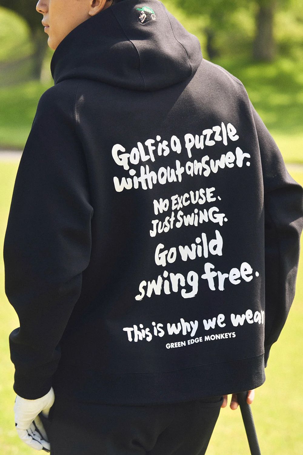 【26AW】 【ユニセックス対応】 COTTON STRETCH HOODIE / ダンボール素材 バックプリント パーカー (ブラック)