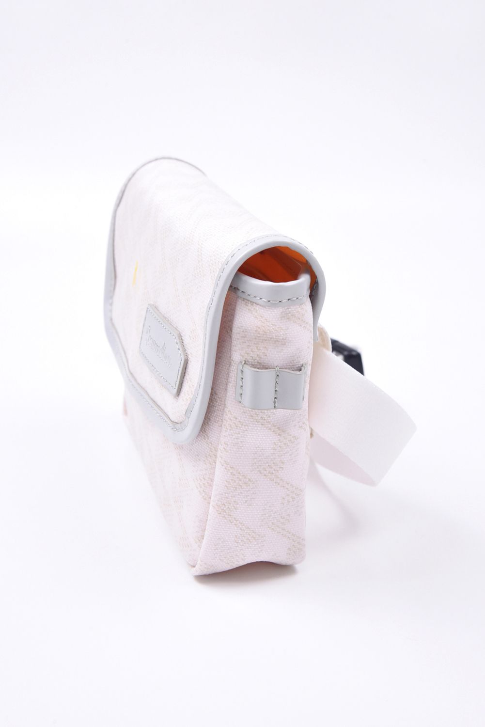 Aix （アイクス）  / ブランド オリジナルテキスタイル ウエストポーチ (モノホワイト)