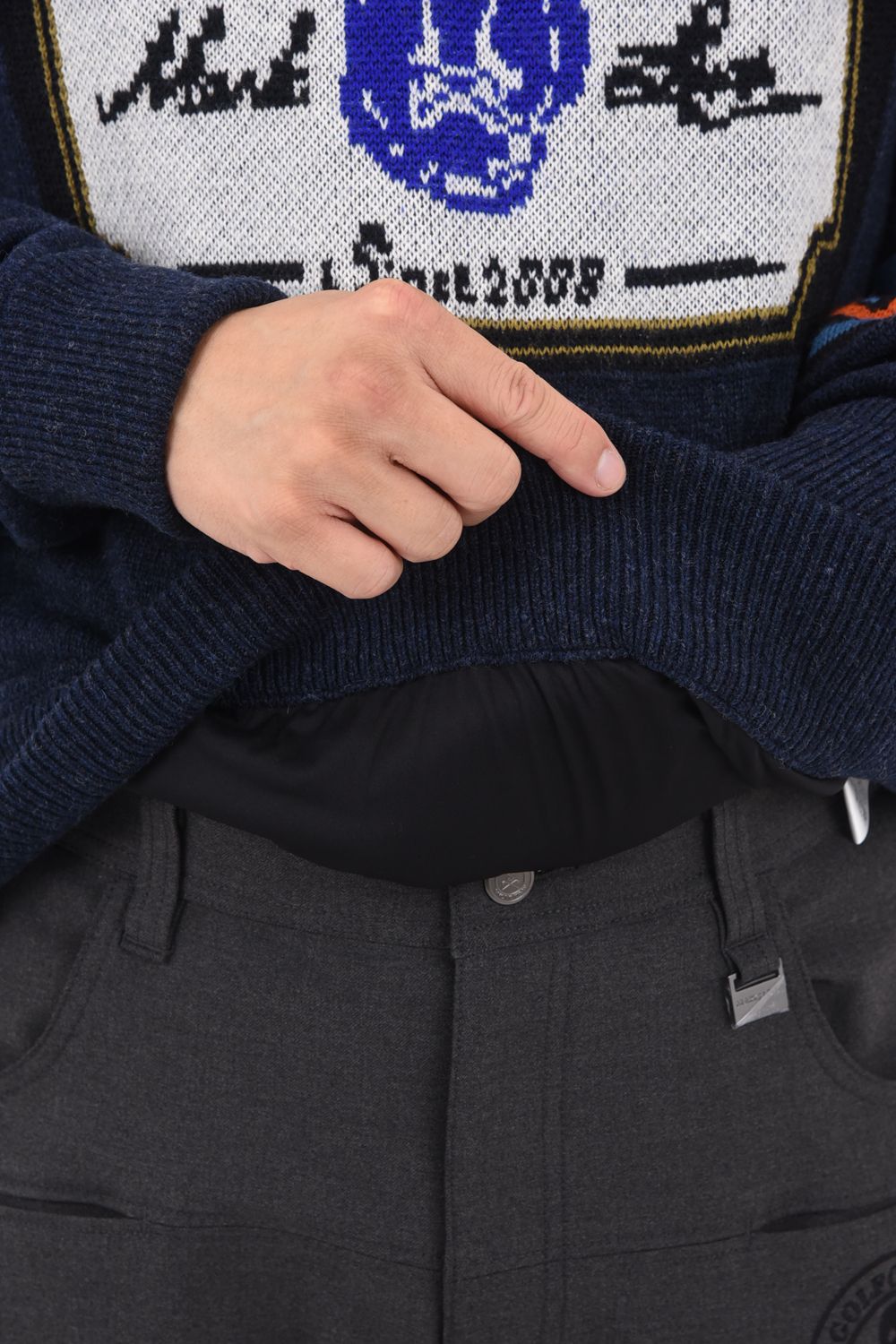 【2024AW 木村拓哉さん着用 VOL.5】 KEITH HI-TEC KNIT / グラフィックロゴパターン 防風ライニングロングスリーブニット (ネイビー)