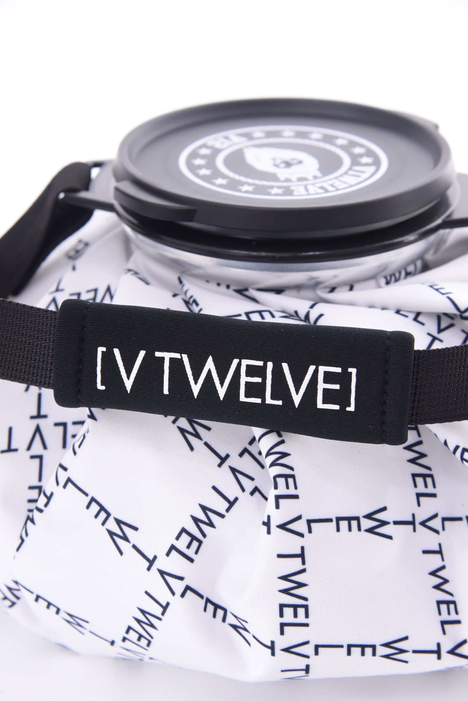 【26SS】 TYPO GRID ICE BAG / ブランドロゴ総柄 アイスバッグ (ホワイト)