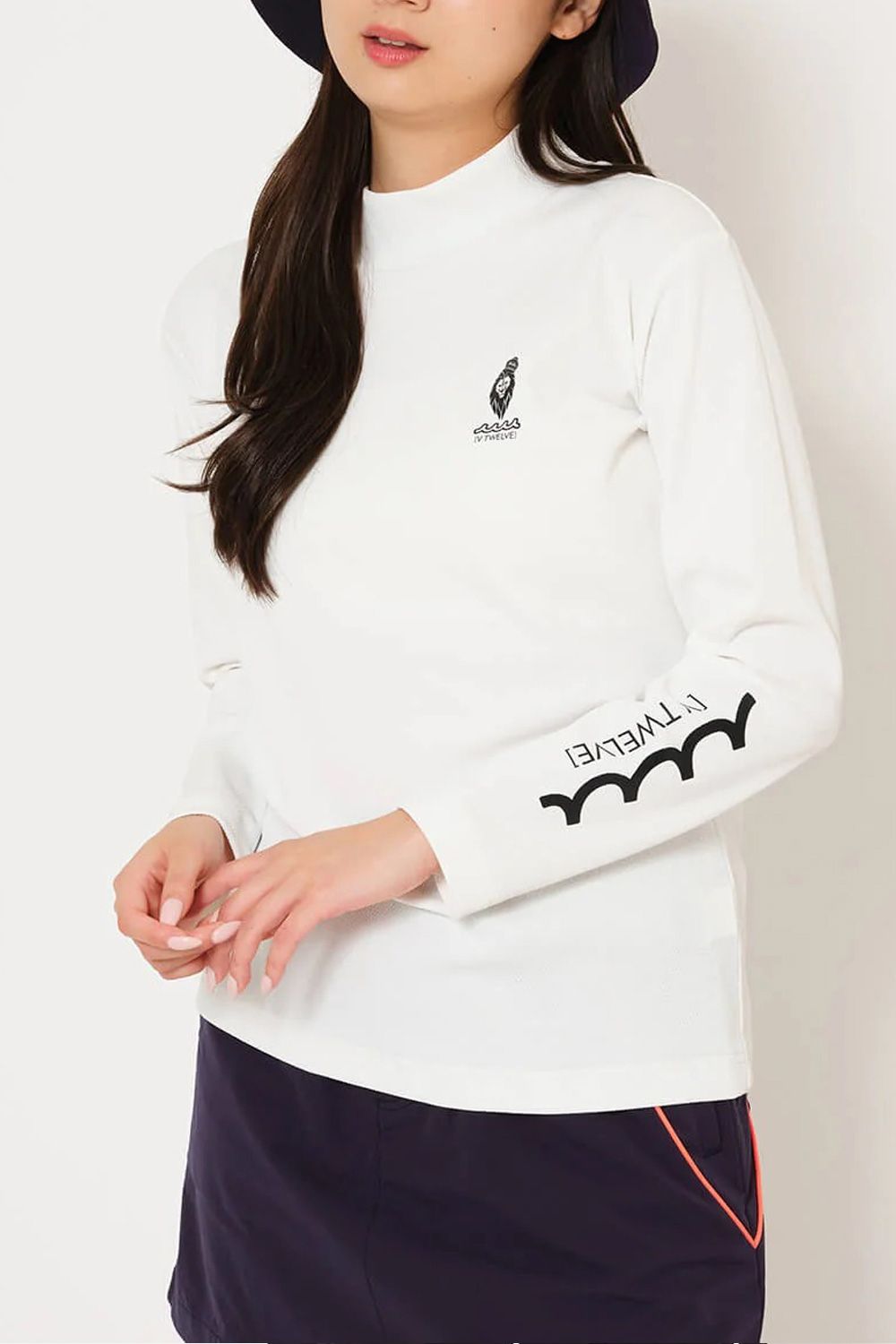 【25AW】 【レディース】 MU12 MOCK / ムータマリン ヴィトゥエルヴ コラボ モックネック Tシャツ (ホワイト)