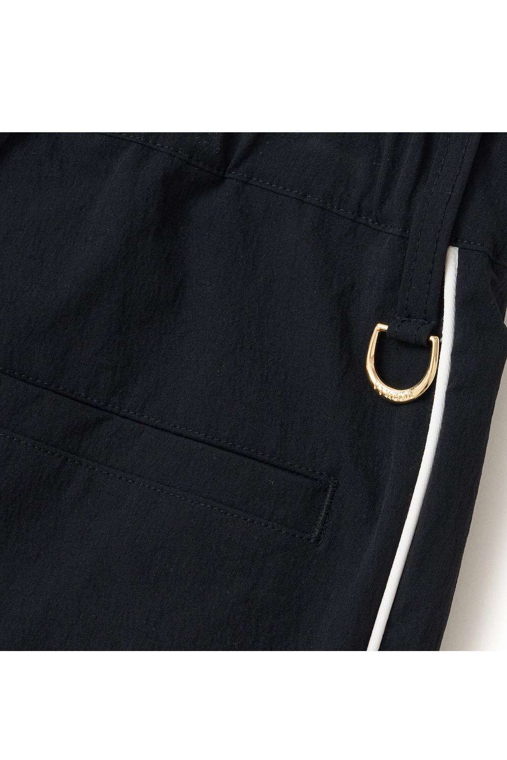 【26AW】【レディース】 OH PIPE PANTS / ホワイトパイピング ナイロンロングパンツ (ブラック)