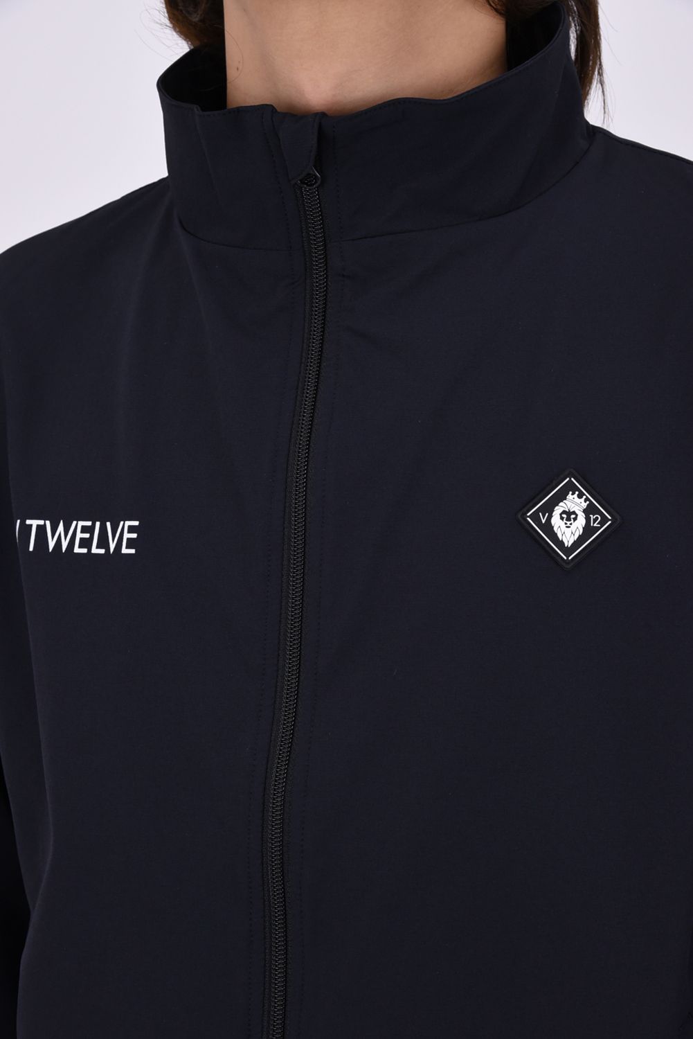 【26AW】 MOLD LOGO JKT / 高撥水生地 バックロゴ ナイロンジャケット (ブラック)
