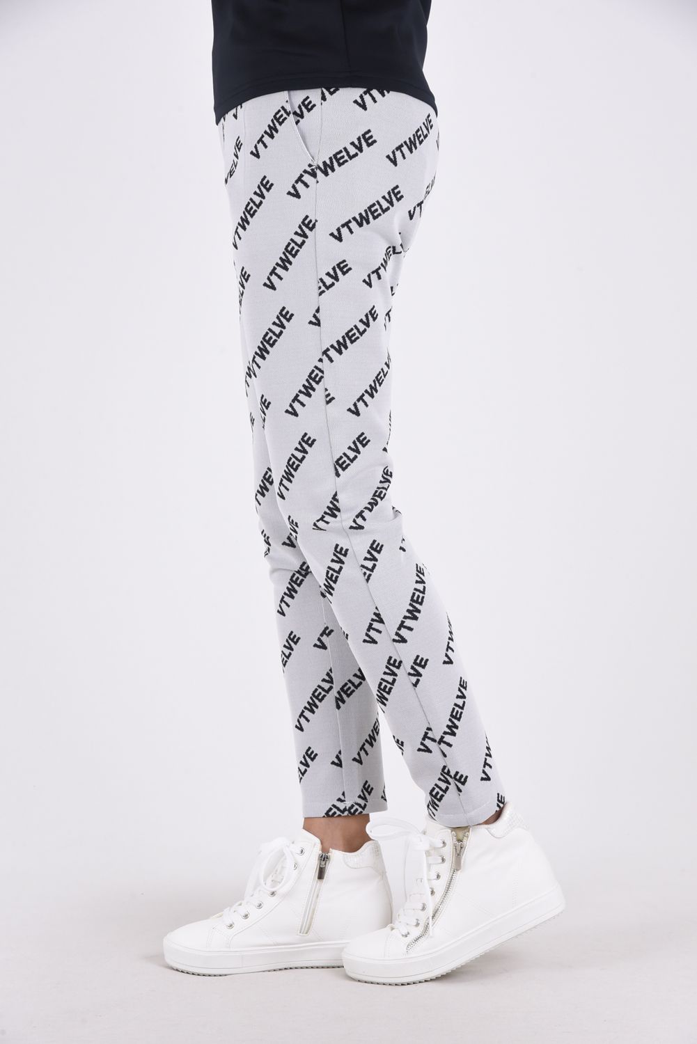 【期間限定ポイント10倍】【レディース】 【秋冬仕様】VET PANTS / グラフィック ロゴ ジャガードパンツ (ホワイト)
