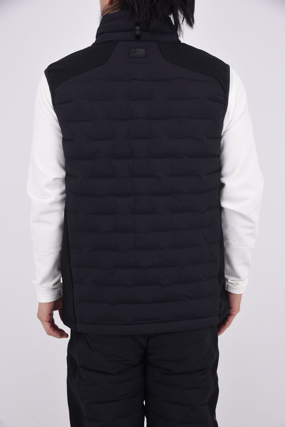 【25AW】 MEN'S HYBRID DOWN VEST / ストレッチタフタ ダイヤモンドロゴ ハイブリッドダウンベスト (ブラック)