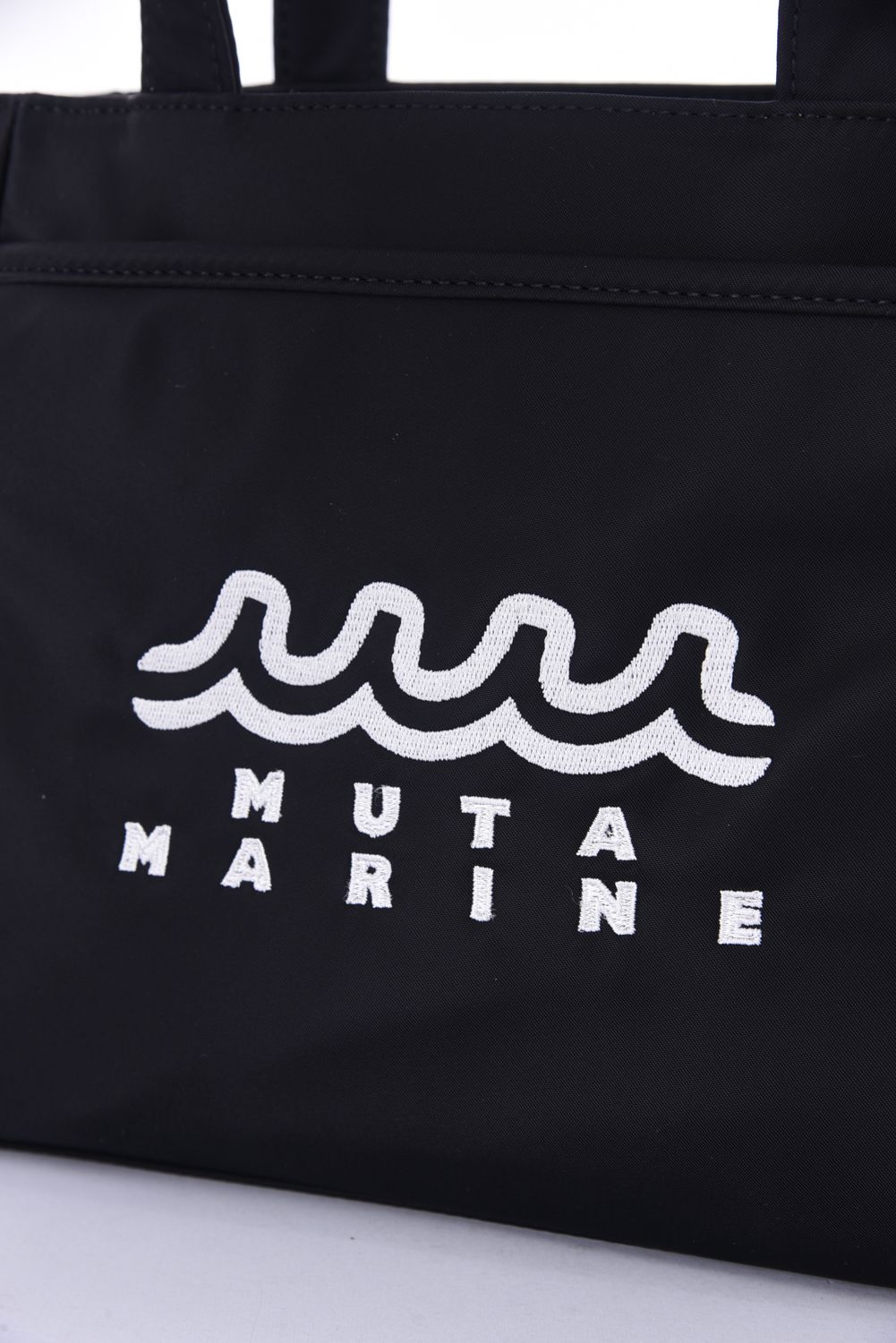 muta - LOGO NYLON TOTE BAG / ロゴ ポケット トートバッグ (MINI 