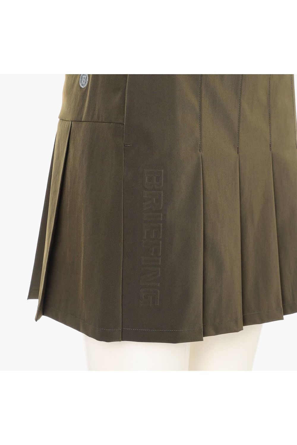 【26SS】【レディース】 WOMEN’S WR NYLON 3D LOGO PLEATED SKIRT / ナイロンストレッチ 3Dロゴ プリーツスカート (オリーブ)