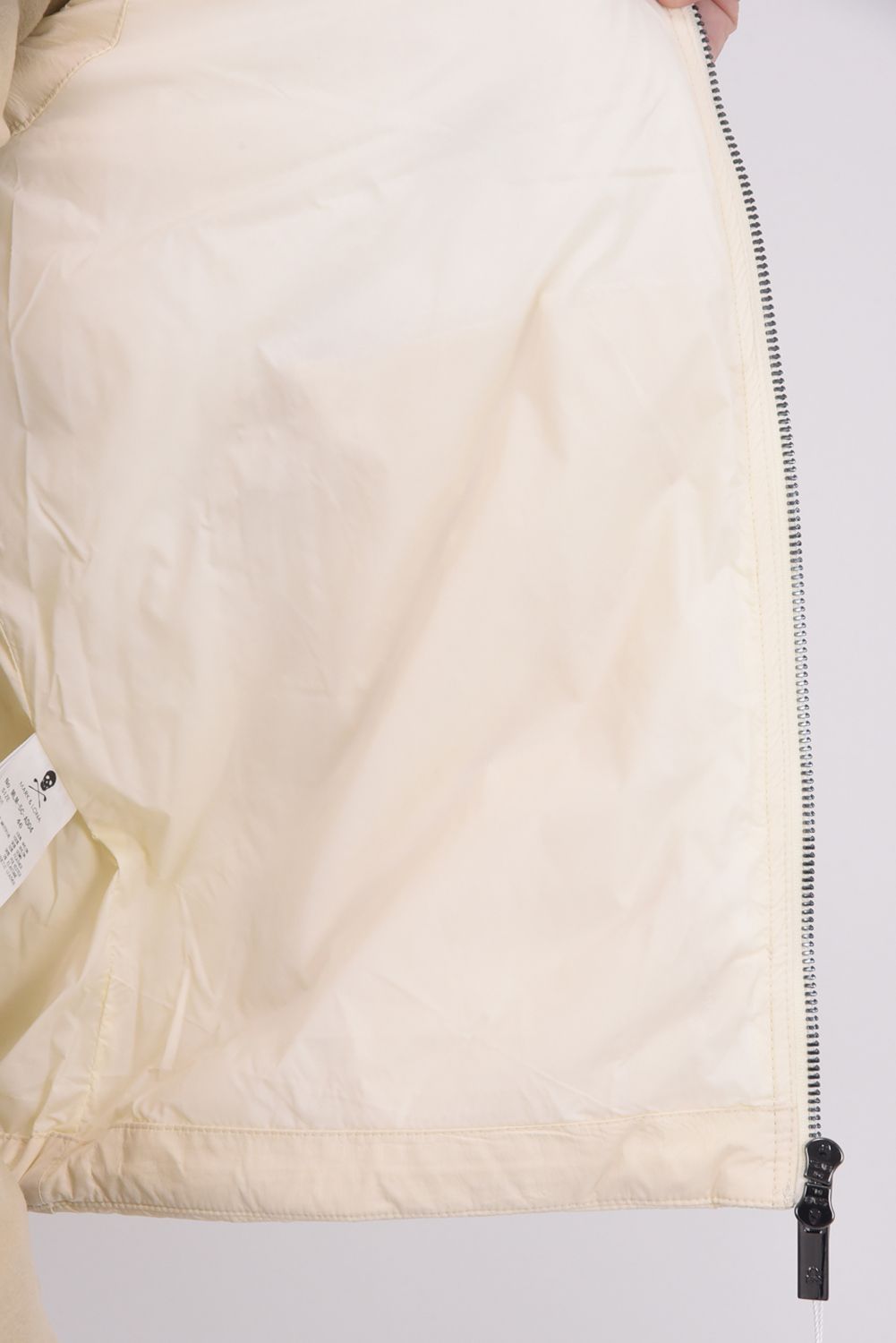 【2025AW】 SYNK SEAMLESS DOWN VEST / ドットパターンシームレス ダウンベスト (オフホワイト)