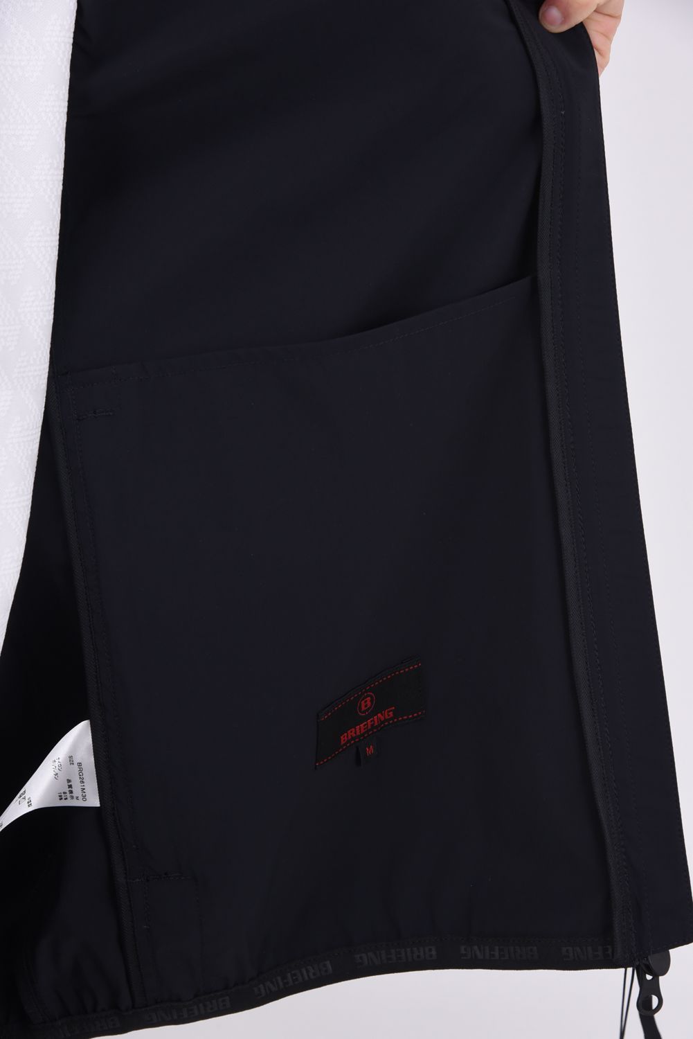 【26SS】 MEN'S POCKTABLE WIND VEST / 4WAYストレッチタフタ ポケッタブル ライトベスト (ブラック)