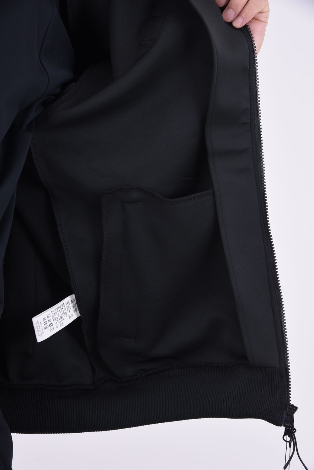 V12 v122320-sw05 ジャージサイズM