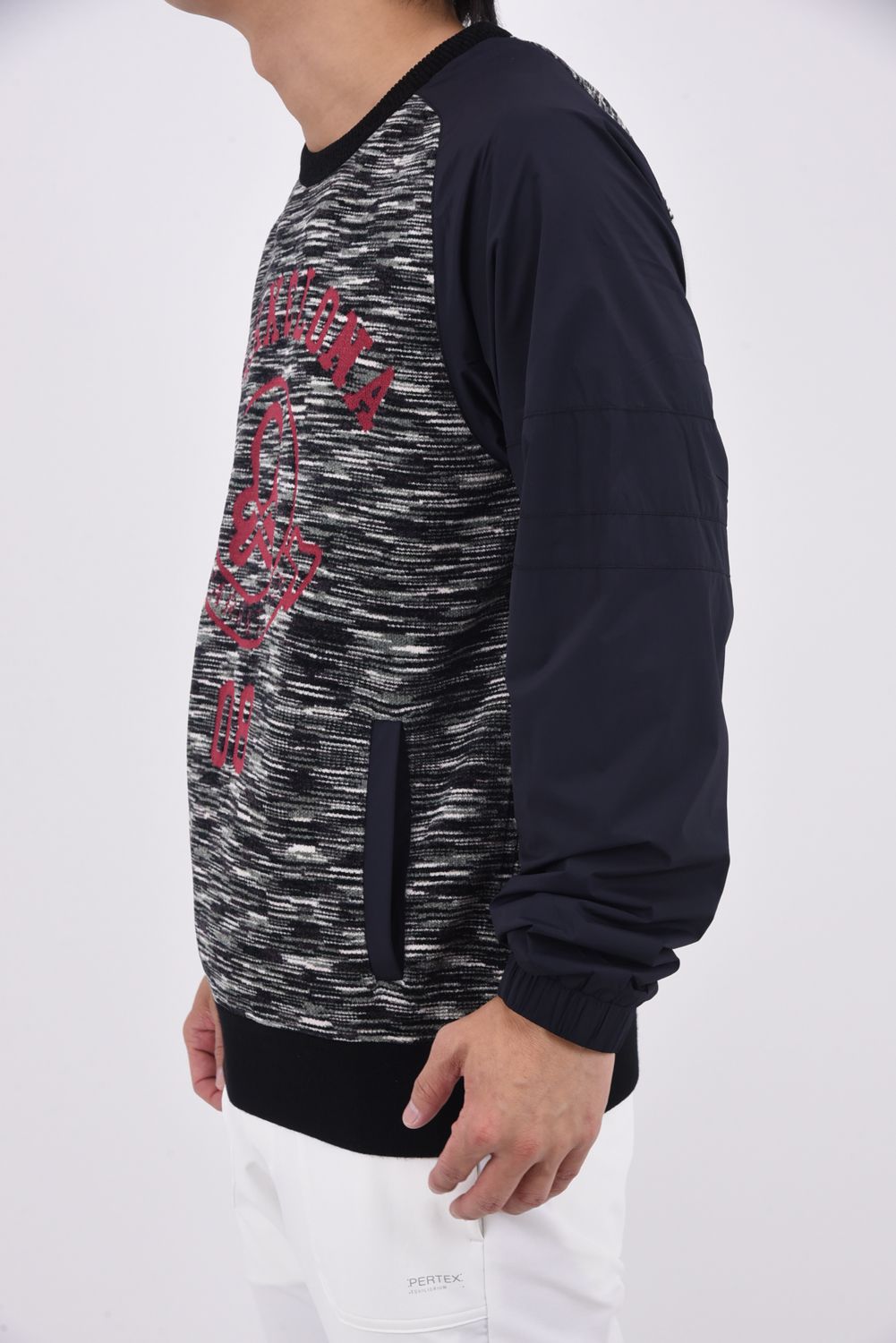 【25AW】 SYNK HYBRID PULLOVER / マルチカラーリング ジャカードロゴ ハイブリッドプルオーバー (ブラック)