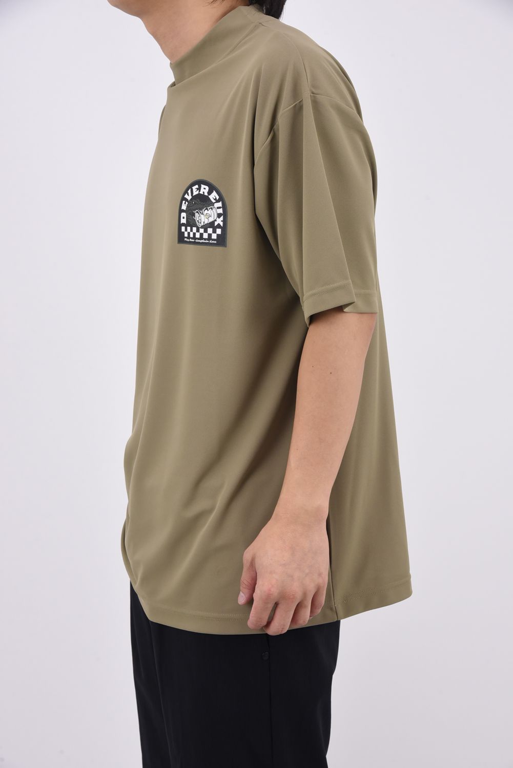 【26SS】 DVG CROCO MOCK T / マイクロカノコ素材 バックプリント モックネックTシャツ (マッシュルーム)