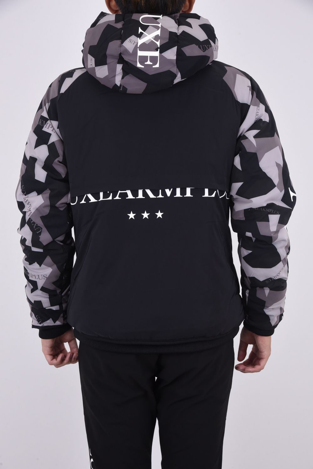 LUXEAKMPLUS - SWEDISH CAMO HOODY / バックロゴ ハイネック ジップ