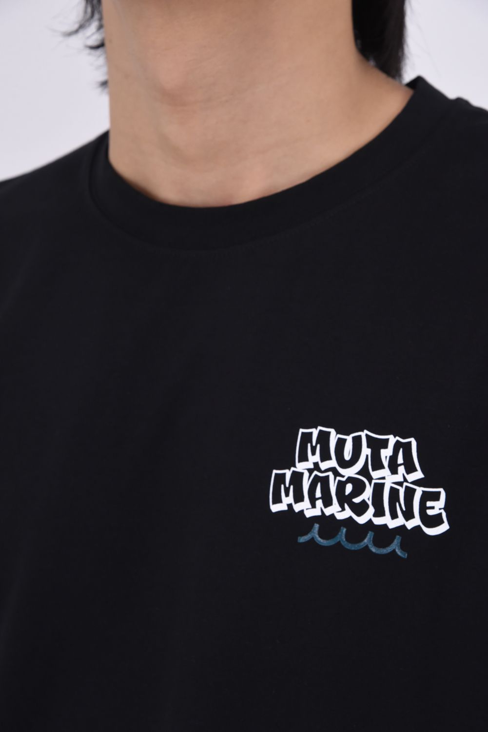 【26SS】 MULTI LOGO STRETCH T-SHIRTS / マルチロゴプリント Tシャツ (ブラック)