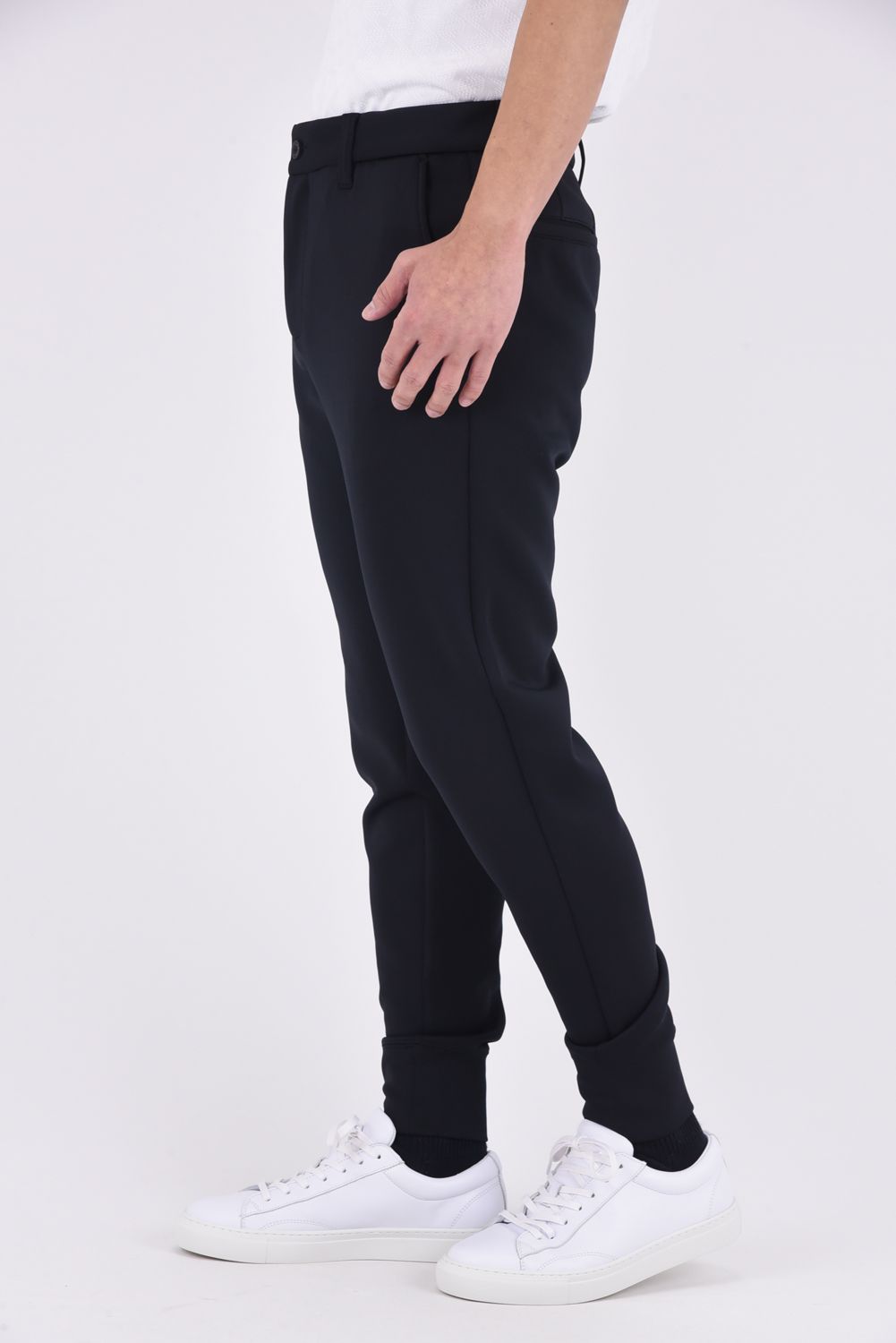 【26SS】 MEN'S 3D LOGO JOGGER PANTS / 3Dエンボスロゴ ストレッチジャージ ジョガーパンツ (ブラック)